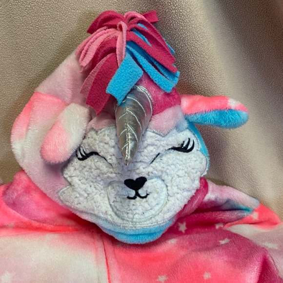 One - Picture 2 of 3